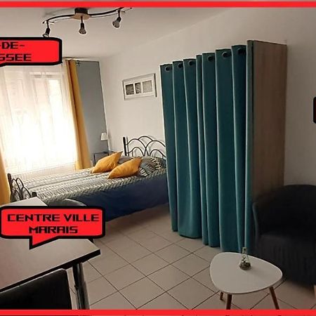 Charmant Studio En Plein Centre Avec Parking Saint-Omer  Dış mekan fotoğraf