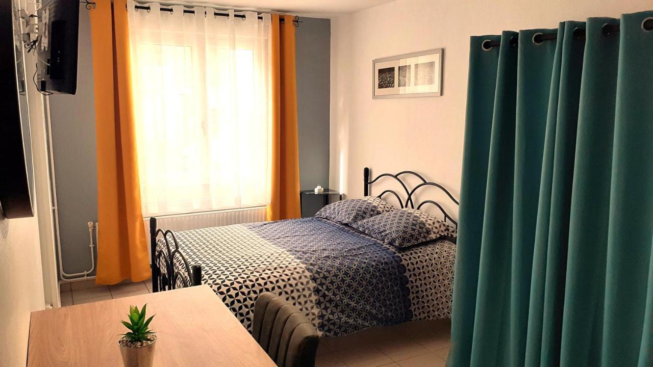 Charmant Studio En Plein Centre Avec Parking Saint-Omer  Dış mekan fotoğraf